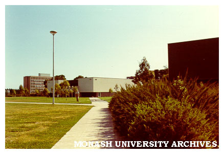 Science lecture theatres with Physiology building in background, Engineering building at right