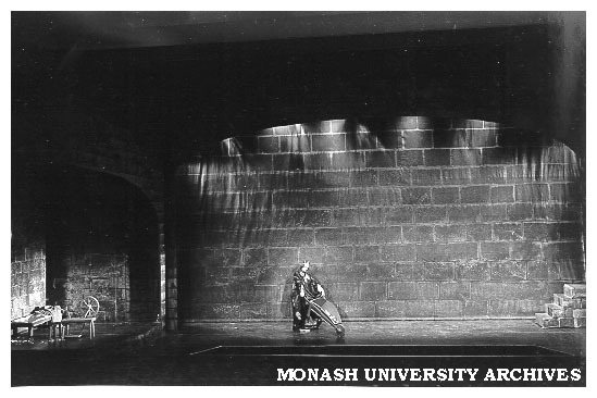 Lauire Lane in 'Rumpelstiltskin' as King Grump