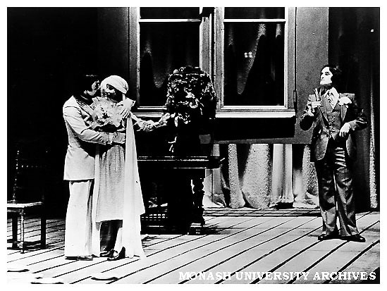 Scene from 'Les Lions de Sable'