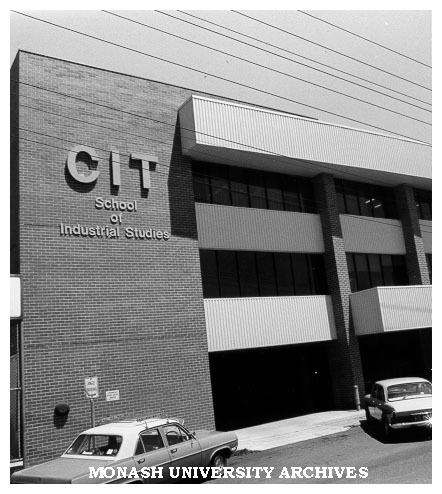 School of Industrial Studies (Carnegie), Caulfield Institute of Technology