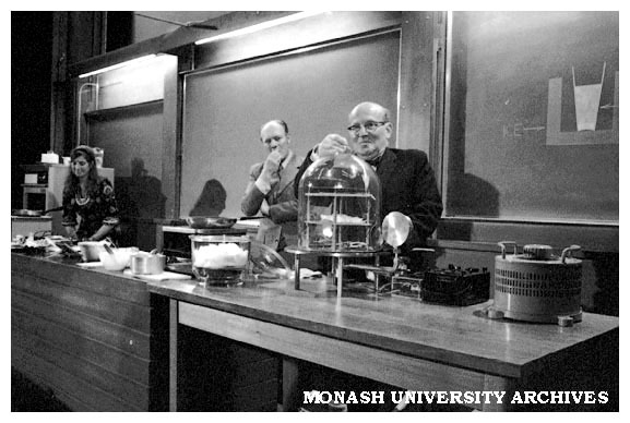 Professor N. Kurti giving lecture on physics and cooking