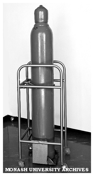 Gas cylinder trolley