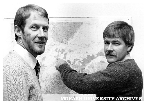 Chisholm's Centre for Applied Mathematical Modelling Director, Dr Graeme Ross (right) with visiting New Zealand meteorologist, Mr Ian Simpson