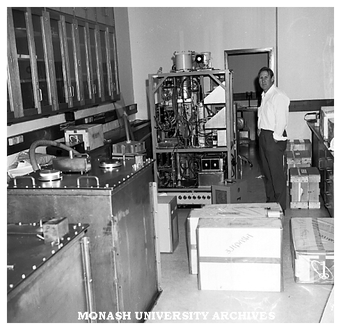 Arrival and building of 200kv electron microscope