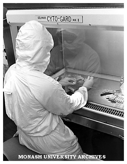 Pharmacy College cytotoxic laboratory