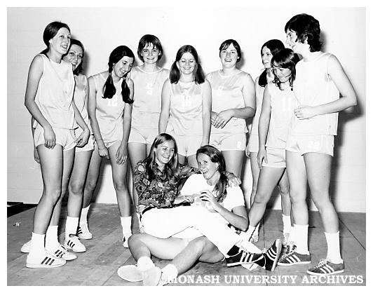 Monash Intervarsity women's hockey team