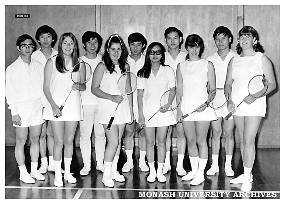 Monash badminton team