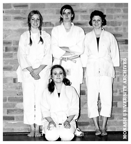 Monash women's judo team