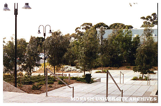 Peninsula campus grounds