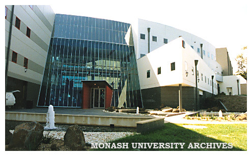 Monash International entrance, Monash College Clayton campus