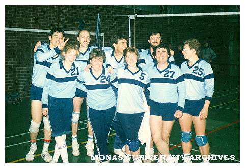 Monash A-mixed volleyball team