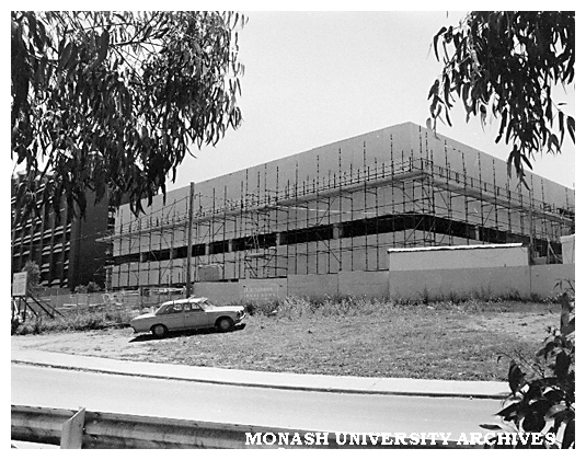 Construction of Medicine building
