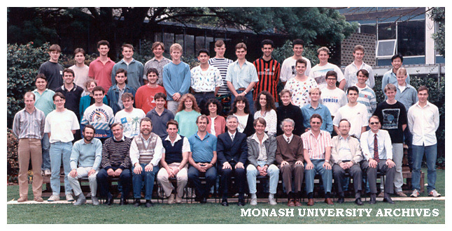 Civil Engineering 4th year students and staff 1990