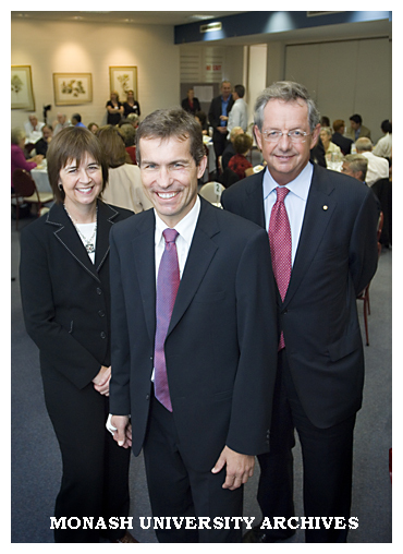 Professor Peter Hoj (CEO of the ARC)(centre), guest speaker at inaugural Leadership Forum with Professor Edwina Cornish and Professor Richard Larkins