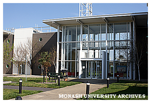 Entrance to Multi-discipline Building (902)