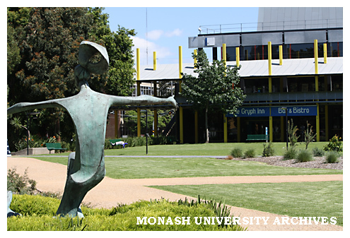Caulfield campus central common with Building K and the Gryph Inn in the background
