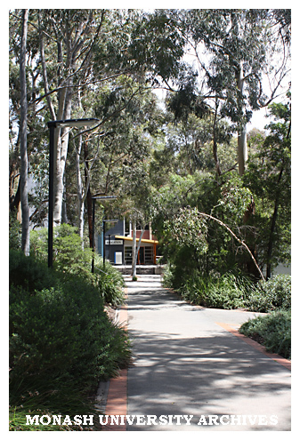 Grounds of Peninsula campus, Education Faculty in background