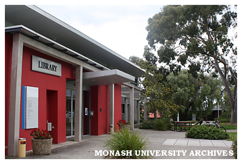 Entrance to Peninsula campus library