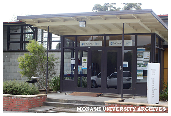 Entrance to Building B, Peninsula campus