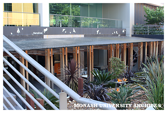 Front of MamaDuke cafe, Caulfield campus