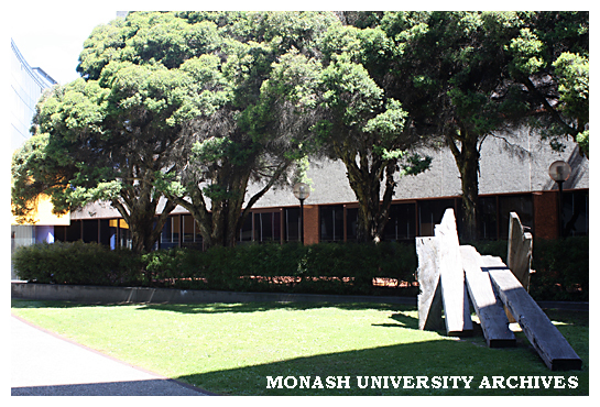Courtyard between Buildings G and A, Caulfield campus