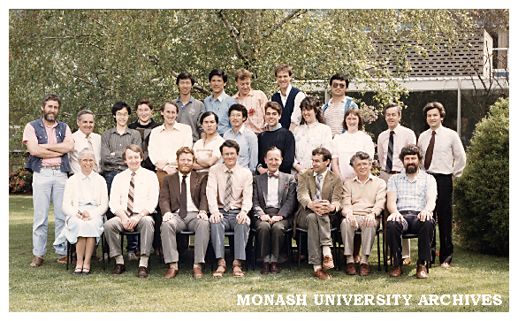 Materials Engineering staff and 4th year students