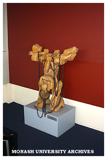 Sculpture "Fable" by Eva J Volny, Gippsland campus