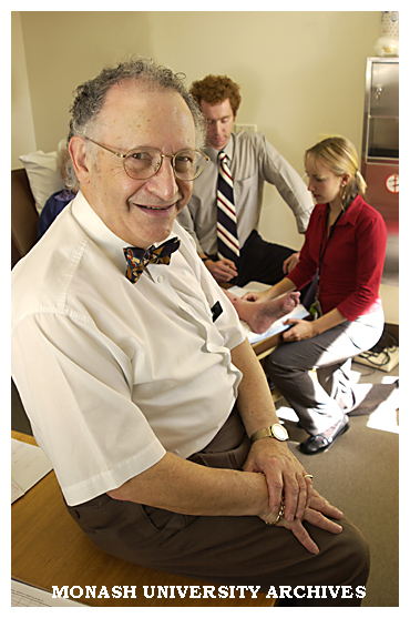 Senior lecturer Mr Geoff Sussmann, Department of Pharmacy Practice, Faculty of Pharmacy