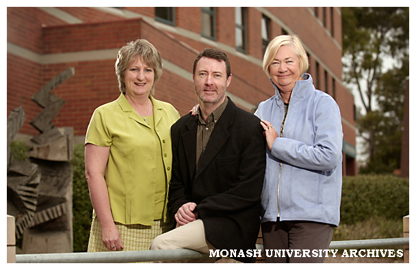 Mrs Jill Flack (left)winner of the inaugural Jeff Northfield Memorial Award for Excellence in Teacher Research with Professor John Loughran and Mrs Joan Northfield.