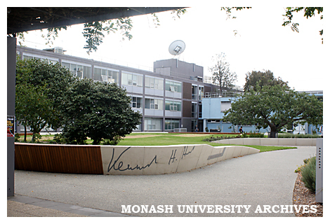 Kenneth Hunt Memorial Garden (Engineering courtyard), Clayton campus