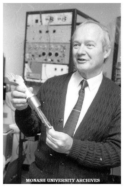 Dr Colin Gibbs, Department of Physiology