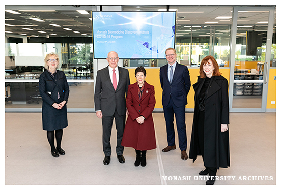 Visit of the Australian Governor-General, His Excellency General the Honourable David Hurley AC DSC (Retd), to meet researchers responding to COVID-19, photographed in the Biomedical Learning and Teaching Building