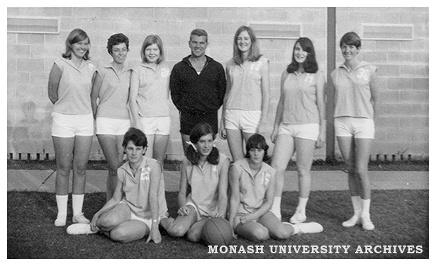 Monash women's basketball team
