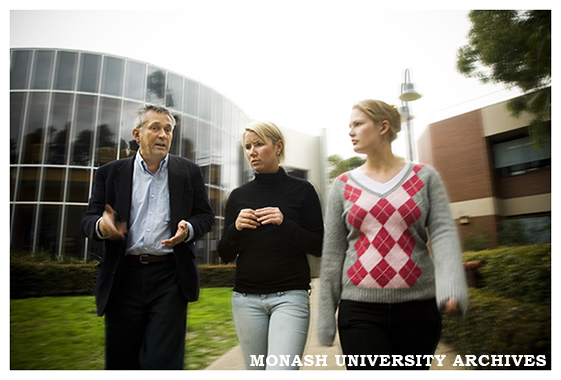Professor Rob Willis is a "student for a day" meeting with MONSU Peninsula student representatives Amy Quinn and Victoria Hahn