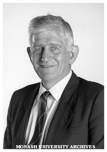 Dr Geoffrey Vaughan, Director Chisholm Institute of Technology