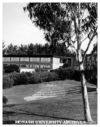 View across amphitheatre to Gippsland Institute School of Education