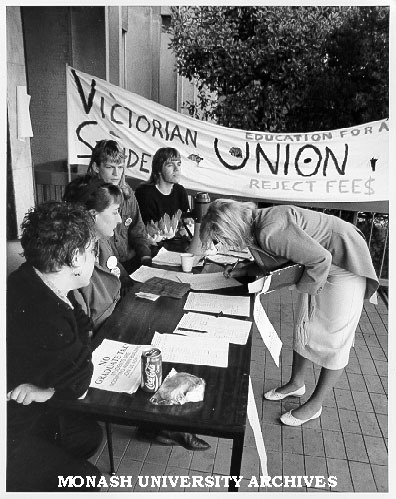 Collecting signatures for anti-graduate tax petition