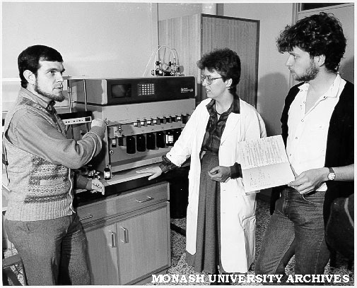 Dr Phillip Nagley (left), Dr Gabrielle McMullen and Mr David Gearing - team who created first complete working gene to be made artificially in Australia
