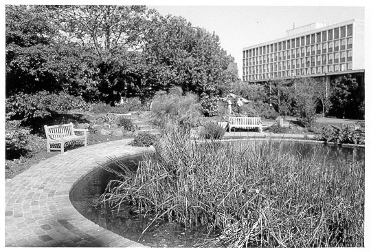 Botany systems garden with teak benches donated by Friends of Monash