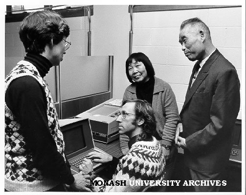 Dr Pat Rich (left) with colleagues Mrs Yu Ping Zhang, Mr Ron Savage and Mr Ting Hao