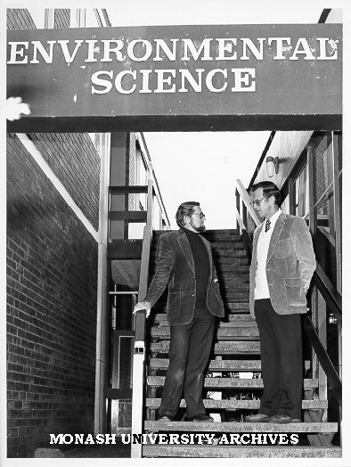 Visiting Professor Bill Stapp (right) with Dr Tim Ealey