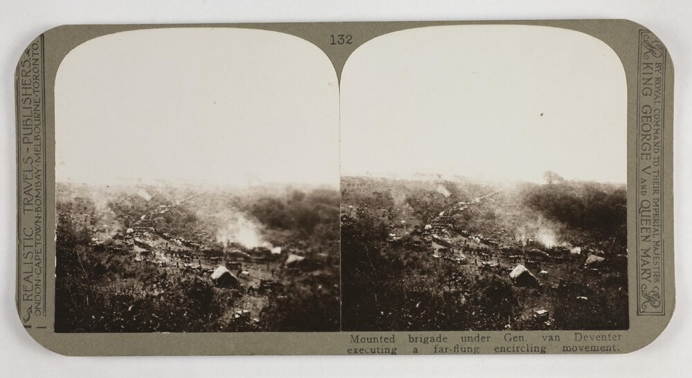 Mounted brigade under Gen. van Deventer executing a far-flung encircling movement
