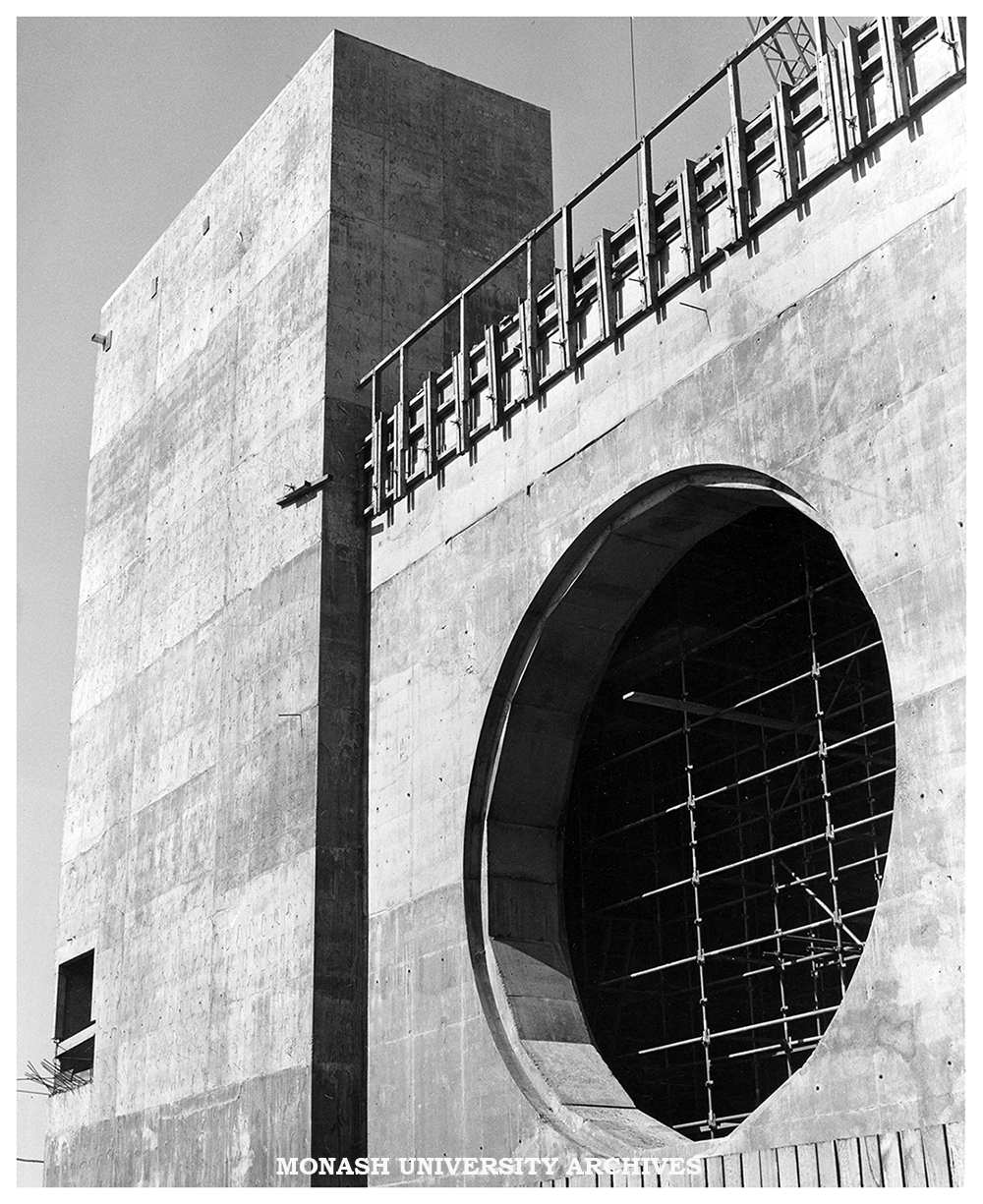 Construction of Lindesay Clark window by Leonard French, Robert Blackwood Hall