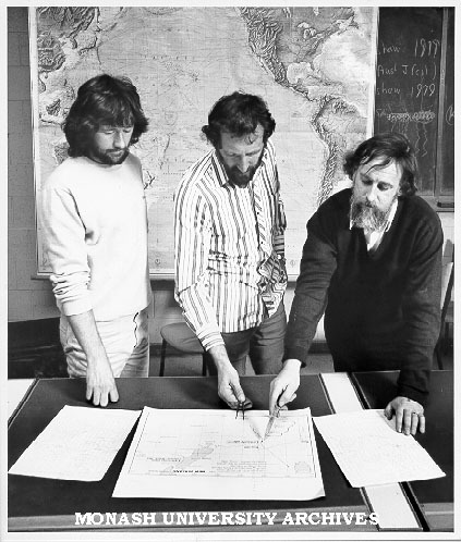 Mr John Grindrod (ANU), and Monash geographers Dr Jim Peterson (centre) and Mr Wally Jenks (right), plotting drift pattern