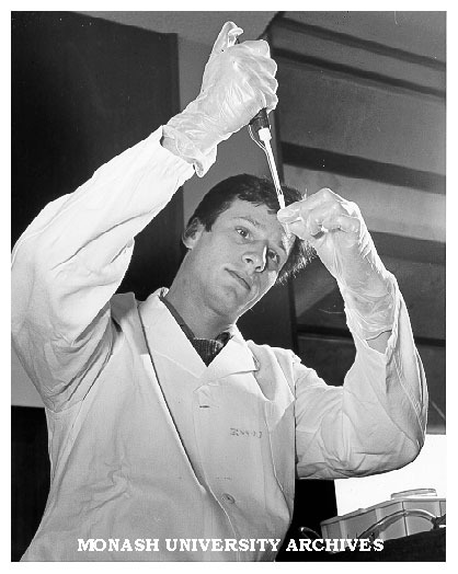 Dr Ashley Bowen
