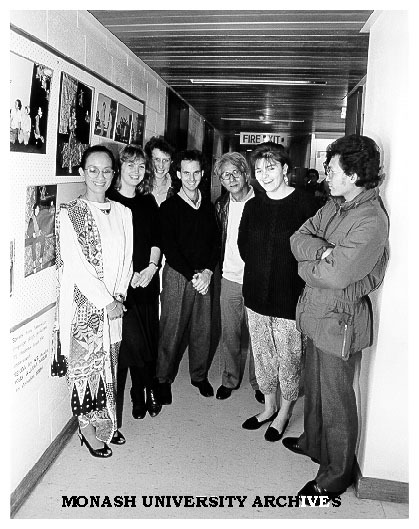 Visitors to department of Indonesian and Malay, actress Tuti Indra Malaon (left), film maker Teguh Karya (third from right) Ari Batubara (right), accompanying journalist, with third year students Polly Croke, Jeanette Button, Brett Hou