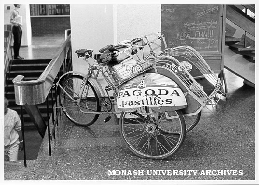 Becak in foyer of Menzies building