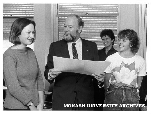 Joint Goethe Prize winners Connie Boblin (left) and Lisa Banks (right) with Consul General of Germany Dr Karl-Heinz Scholtyssek