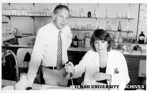 Dr Paul Nestel and Ms Liz Faehse of Baker Institute's Cardiovascular Metabolism and Nutrition Research Unit