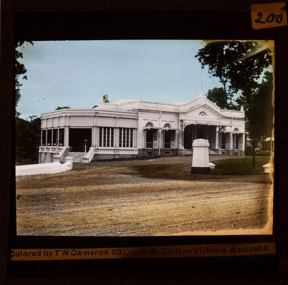 Colonial period building 